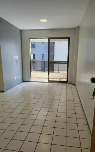 Imóvel para venda possui 84 metros quadrados com 3 quartos em Boa Viagem - Recife - PE