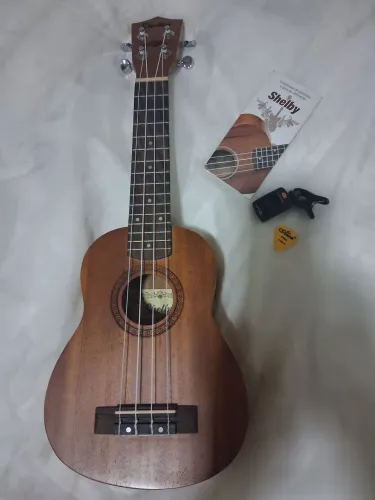 Ukulele Pouco Uso