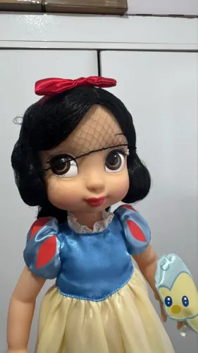 Boneca Branca de Neve Animators