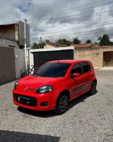 Fiat Uno Sporting 1.4 EVO Fire Flex 8V 4P 2013