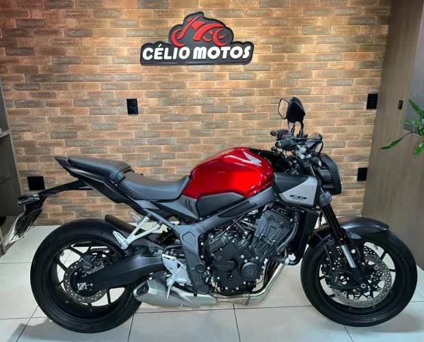 CB 650R 650R VERMELHA 2025/2026