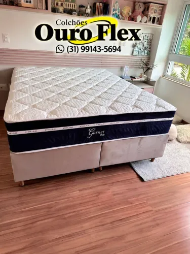 CAMA BOX QUEEN + Colchão MOLAS ENSACADAS -NOVA