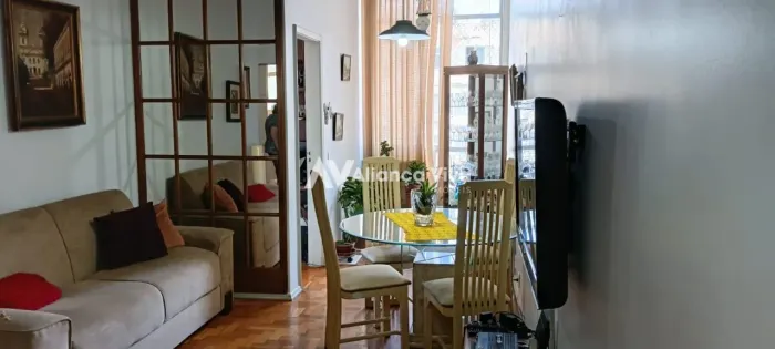 Copacabana | Apartamento 2 quartos, sendo 1 suite