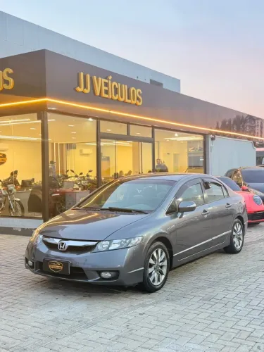 Honda Civic Sedan LXS 1.8/1.8 Flex 16V Mec. 4P 2011