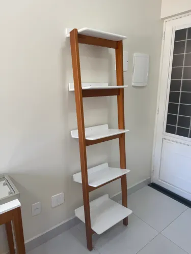 Estante de livros Tok Stok