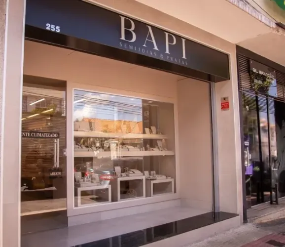 Ponto Comercial na Rua principal do Bairro Santa Tereza, 70m²