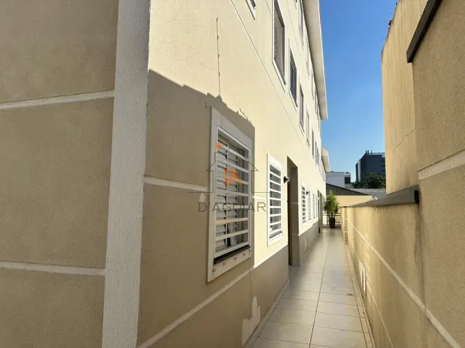 Casa de condomínio para alugar com 1 quarto na Vila Mazzei e 33 m² de área útil.