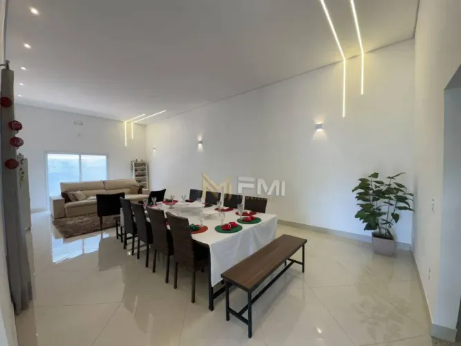 Chácara com 3 dormitórios à venda, 1130 m² por R$ 1.855.000,00 - Condomínio Chácara Grota