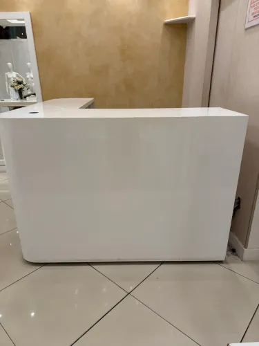 Balcão Laqueado para Loja