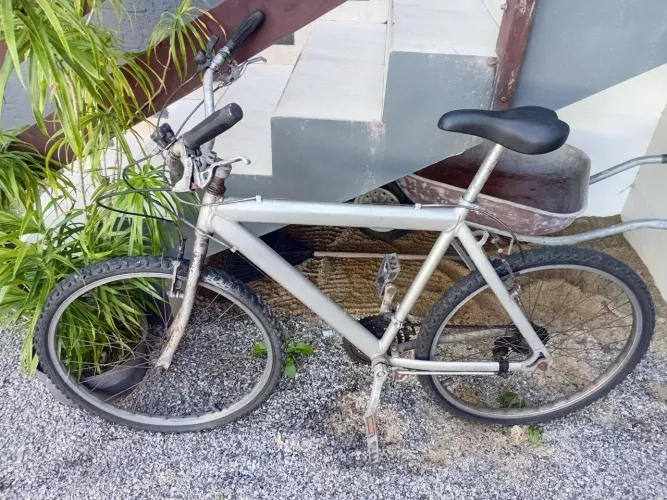 Bicicleta alumínio usada