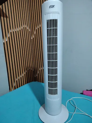 O Ventilador de Torre Fix (86cm) 220v