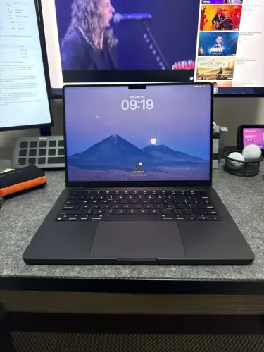 MacBook Pro M3 Pro 14 Space Black