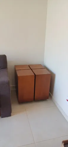 Mesa lateral