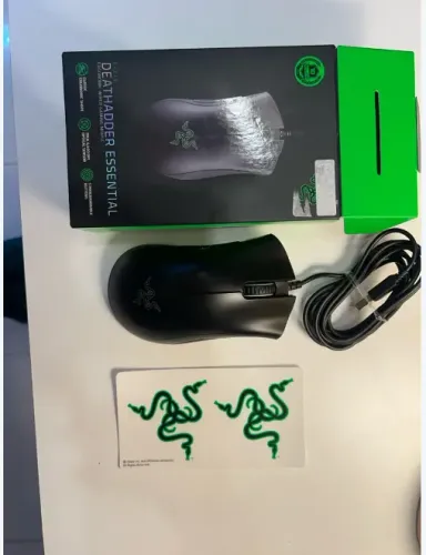 Mouse Gamer Razer DeathAdder Essential 6400 DPI USB Preto