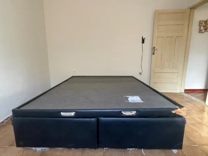 Cama box baú queen