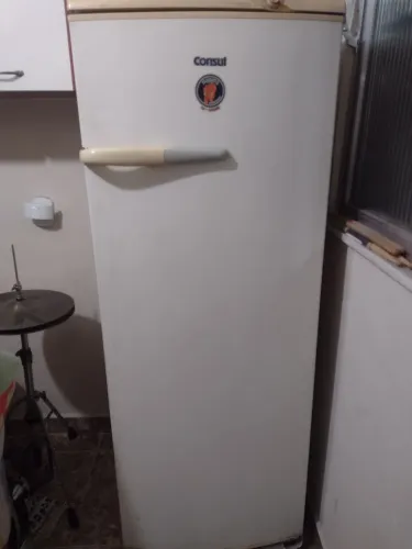 GELADEIRA CONSUL 421L, FUNCIONANDO PERFEITAMENTE