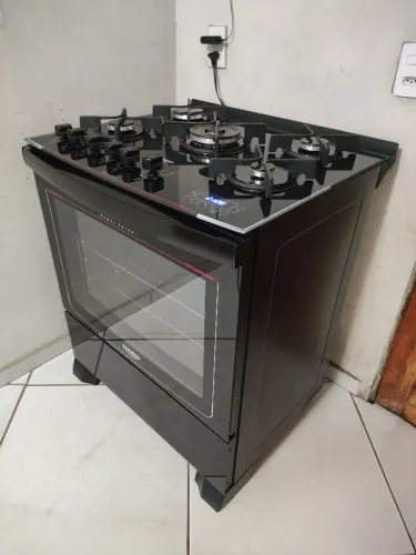 Fogão Dako turbo mesa de vidro 5 bocas com grill e display digital praticamente novo