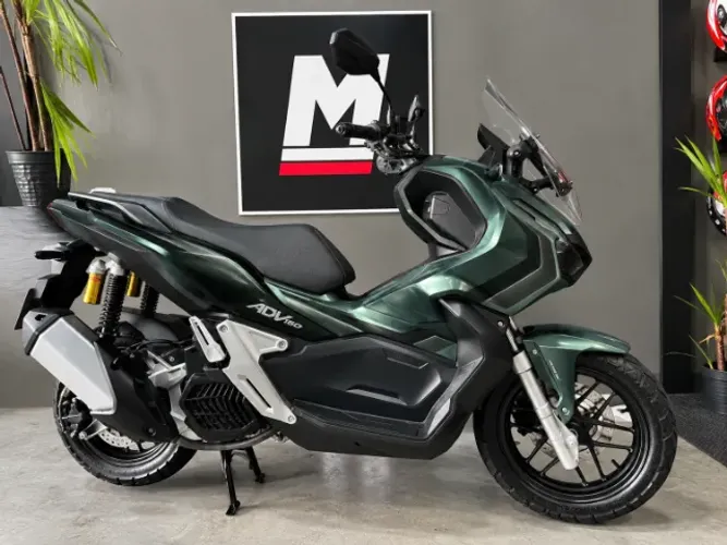 HONDA ADV 150 2024 7.000km - Único dono - Baixa km - Sem detalhes