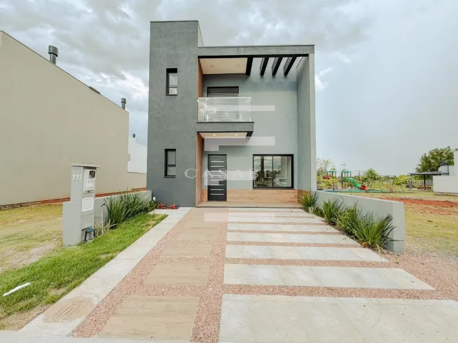 Casa á venda no Condomínio Central Square em Gravataí