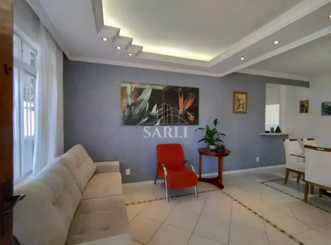 Casa com 4 dormitórios e piscina à venda, por R$ 950.000 - Capoeiras - Florianópolis/SC