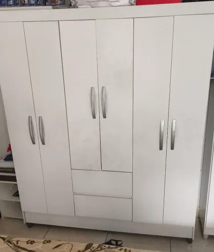 Guarda-roupa casal 6 portas a venda!