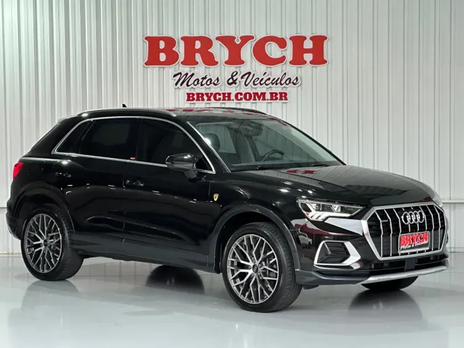 Audi Q3 Perf. Black 2.0 TFSI Tiptr. Quattro 2023