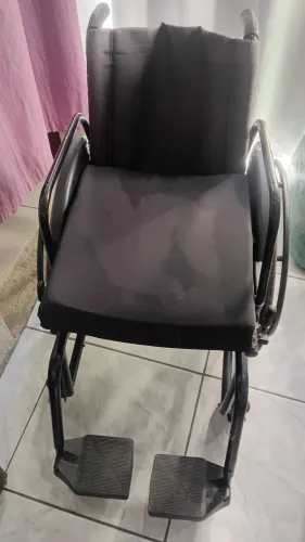 Cadeira de rodas adulto