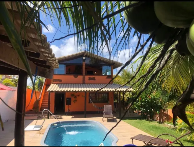 Casa 4/4 com piscina, condomínio em Imbassay!