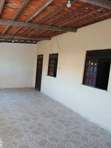 Vendo casa no bairro novo horizonte - Camaçari - BA