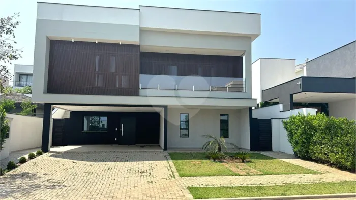 Casa a venda com 3 quartos no Condomínio Alphaville Nova Esplanada em Votorantim SP