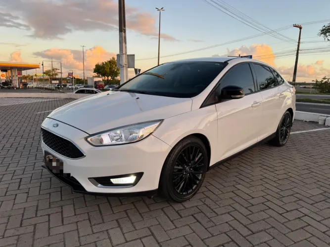 Ford Focus 2.0 16v/se/se Plus Flex 5P Aut. 2016