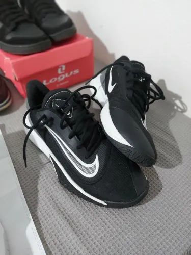 Nike precision 7