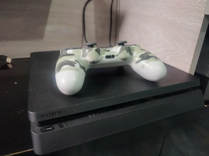 PS4 slim 1 terá desbloqueado 