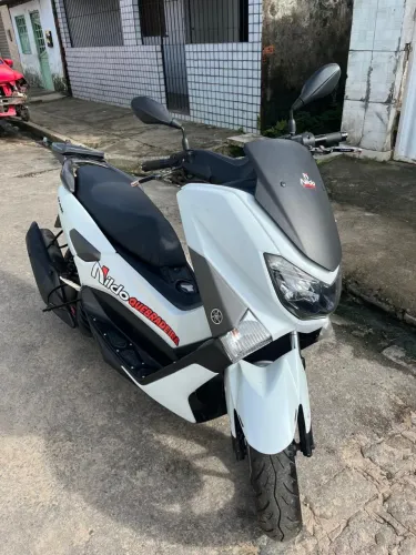 Yamaha Nmax 2018 branca 