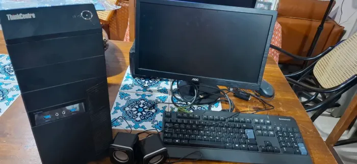 Computador lenovo ThinkCentre I5 4 Geração + Monitor AOC 19.5 polegadas