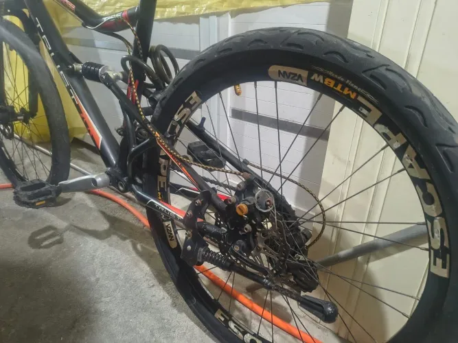 Vendo BICICLETA TRUST ARO 26 