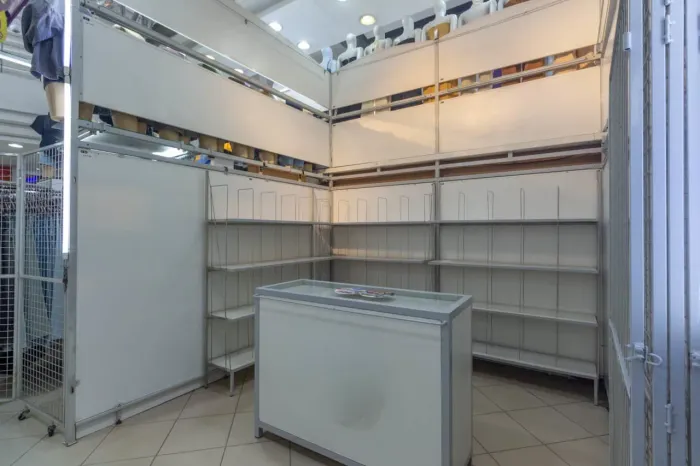 Loja em shopping na Rua Ministro Firmino Whitaker, 124 - LOJA 01 BOX 51 8 m²