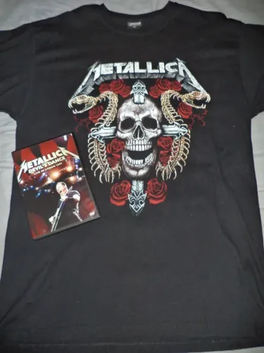 Kit Camisa + DVD Metallica
