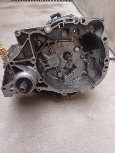 Caixa de câmbio do renault clio 1.0 