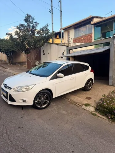 Ford Focus 2.0 16v/se/se Plus Flex 5P Aut. 2015