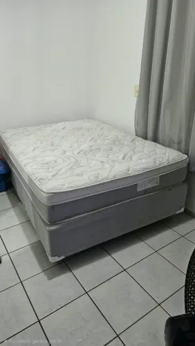 Cama box casal