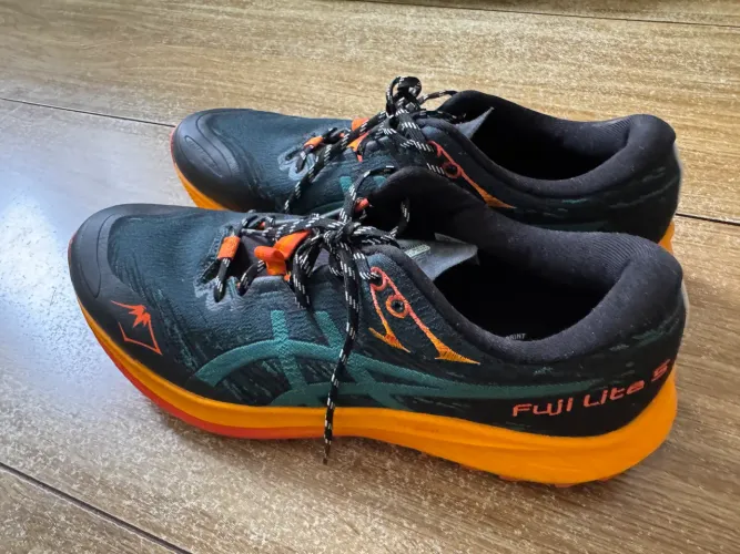 Tênis ASICS Fuji Lite 5 Trail Running Nº 43 Excelente Estado