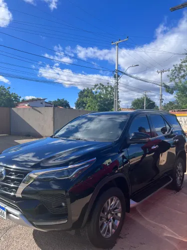 Toyota Hilux SW4 SRX 4X4 2.8 TDI 16V Dies. Aut. 2024