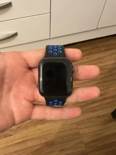 Apple Watch Série 6 44mm