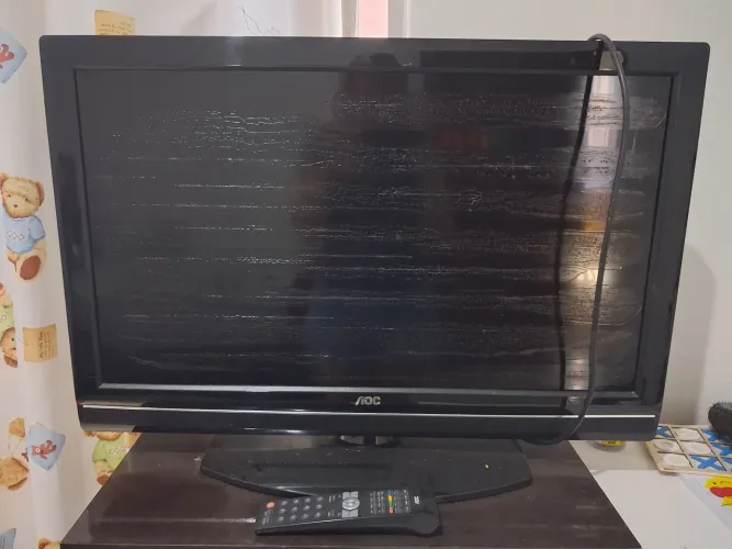 Vendo tv AOC 32 com defeito na tela