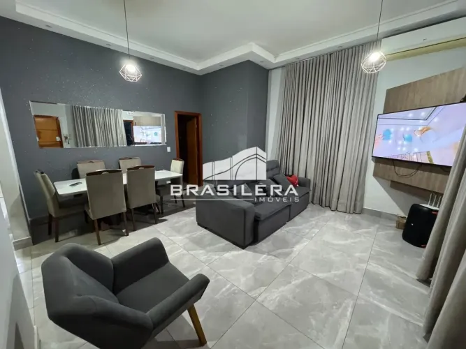 Casa em condomínio à venda 161m², 3 quartos (1 suíte), 2 vagas de garagem, Sítios Santa L