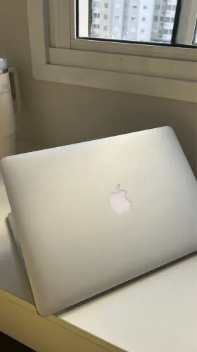 MacBook Air 2017 - 128GB - Com Caixa e Carregador Original