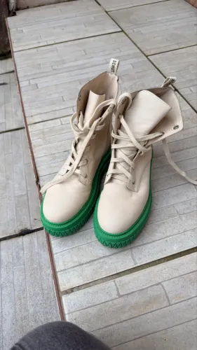 Coturno Schutz Couro Off-White Sola Tratorada Verde - Tam 36 BR