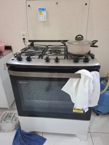 Fogão de 5 bocas