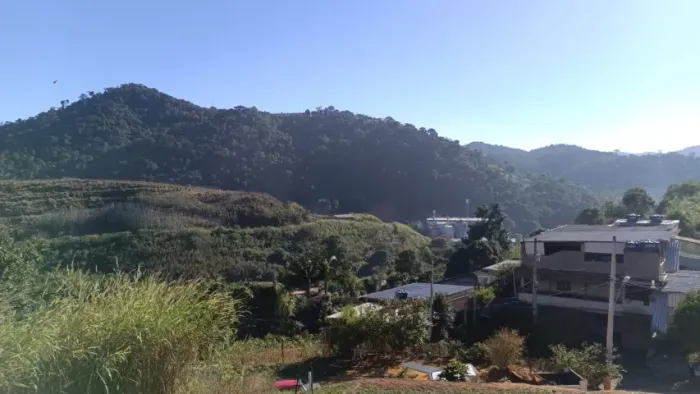 Lote 300m² na virada, apenas 1 km do Centro de Santa Maria de Jetibá